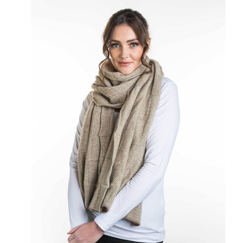 Koru Jacquard Wrap image number 3